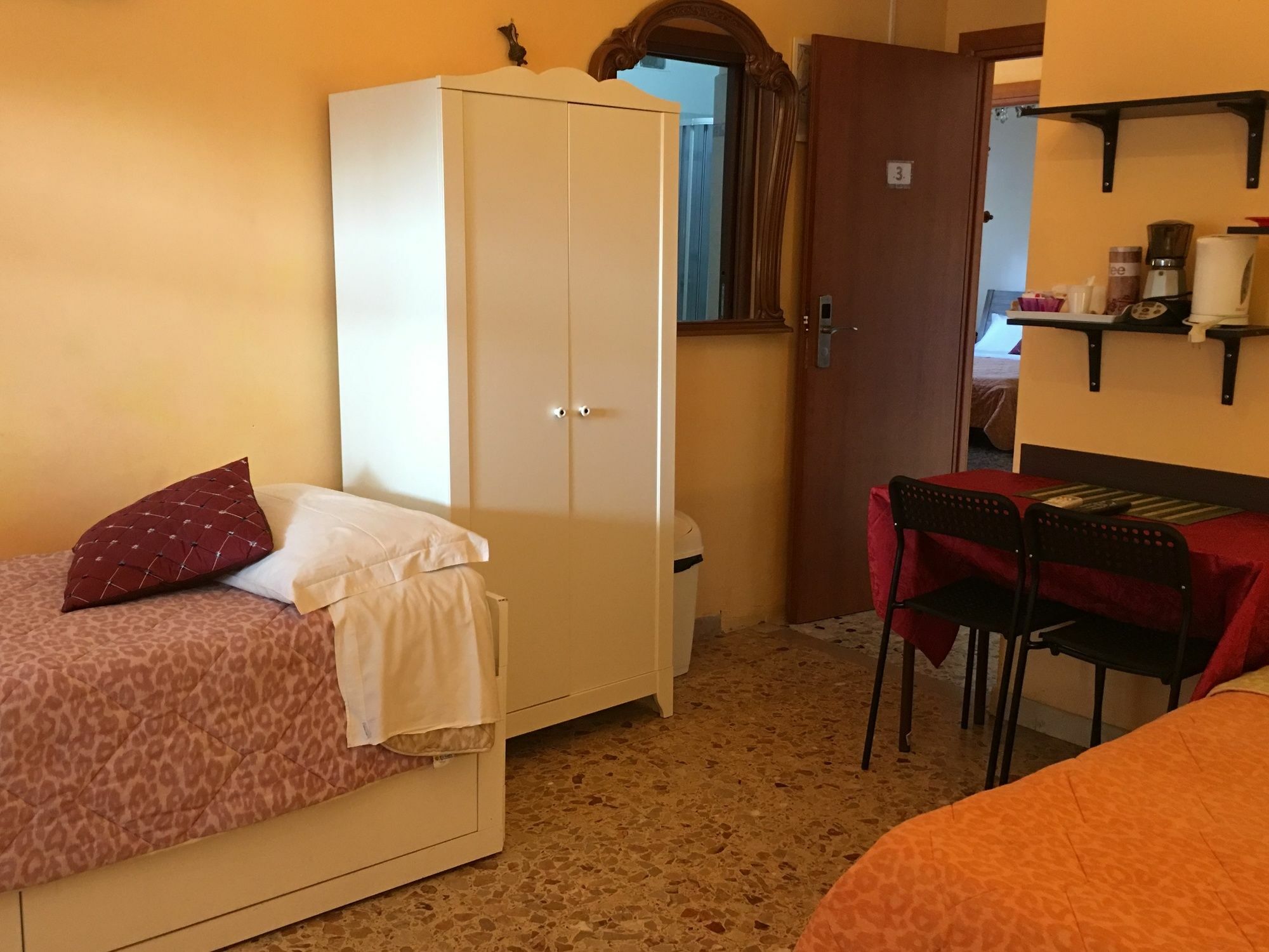 Bed and Breakfast A Casa Doina Airport2 Pisa Exterior foto